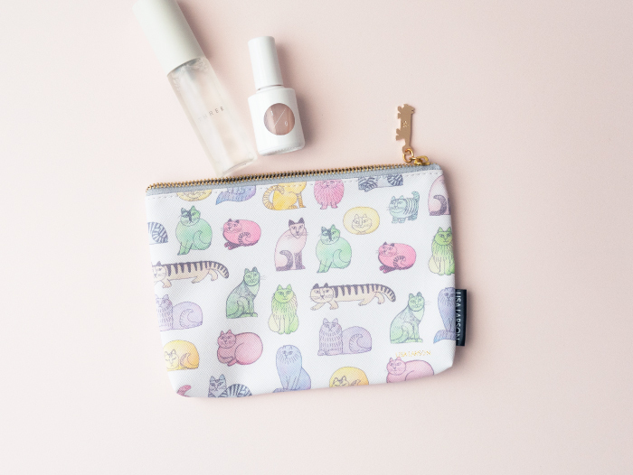 Sketch Macaron Cats | Lisa Larson スペシャルサイト